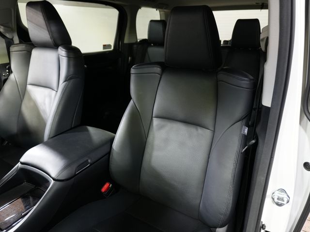 TOYOTA ALPHARD HYBRID 4WD 2019 Image 31