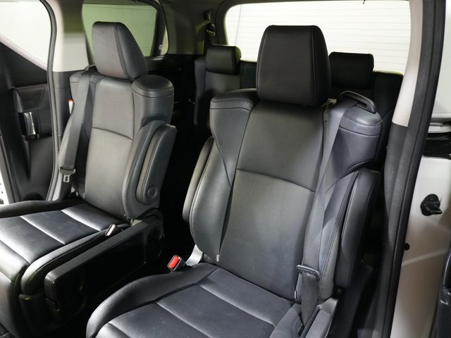 TOYOTA ALPHARD HYBRID 4WD 2019 Image 31