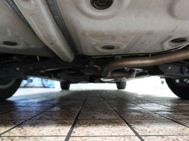 TOYOTA ALPHARD HYBRID 4WD 2019 Image 31