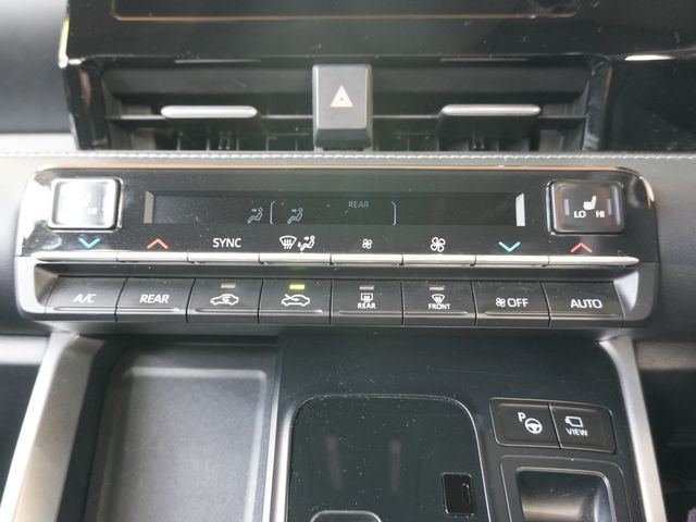 TOYOTA NOAH 2024 Image 31