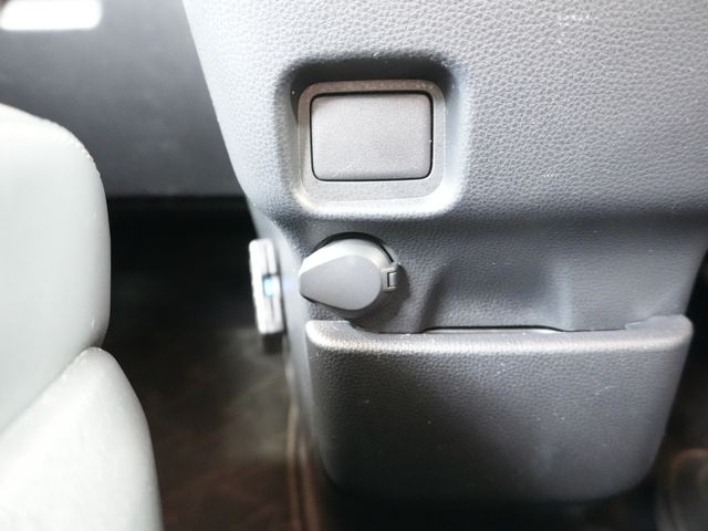 TOYOTA NOAH 2024 Image 31