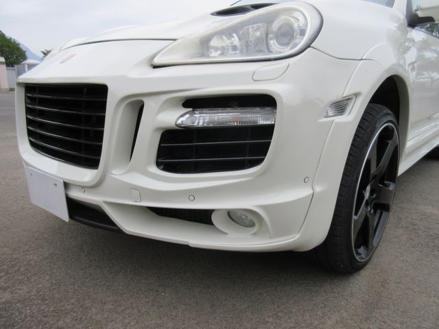 PORSCHE CAYENNE 2009 Image 31