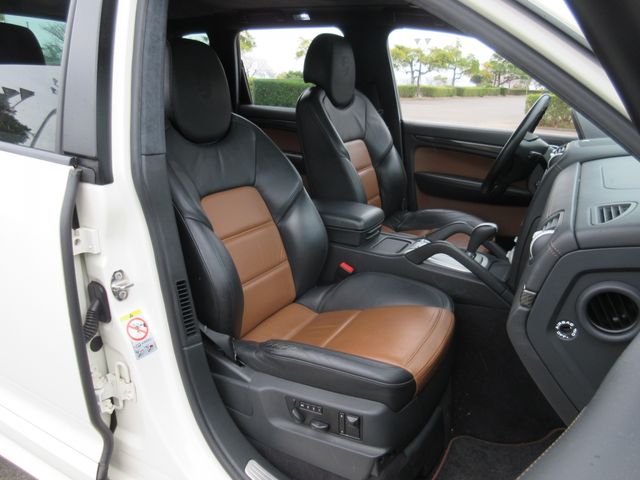 PORSCHE CAYENNE 2009 Image 31