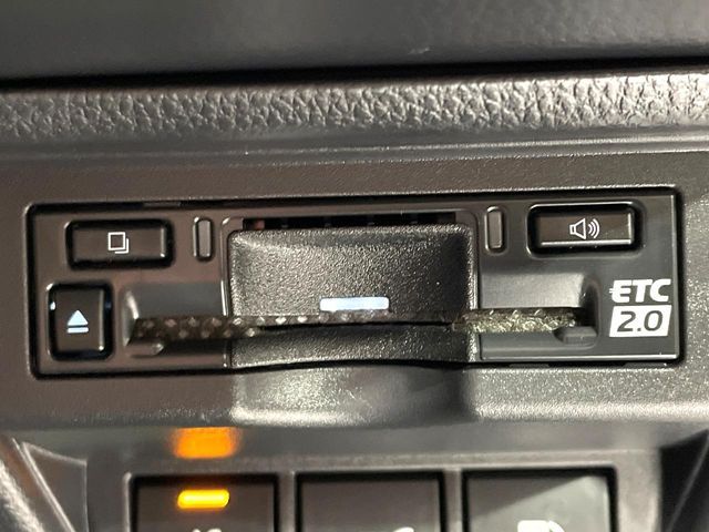 TOYOTA PRIUS 2023 Image 31