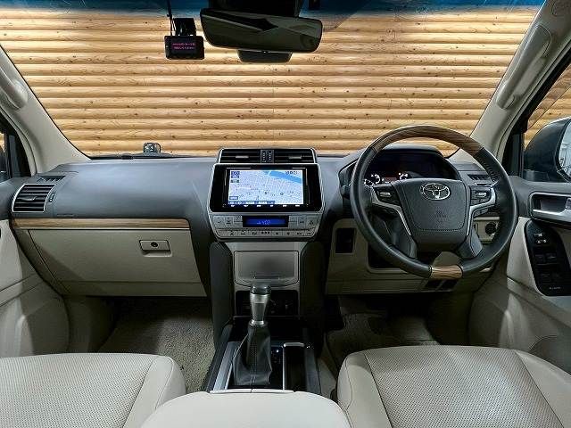 TOYOTA LANDCRUISER PRADO 2023 Image 31