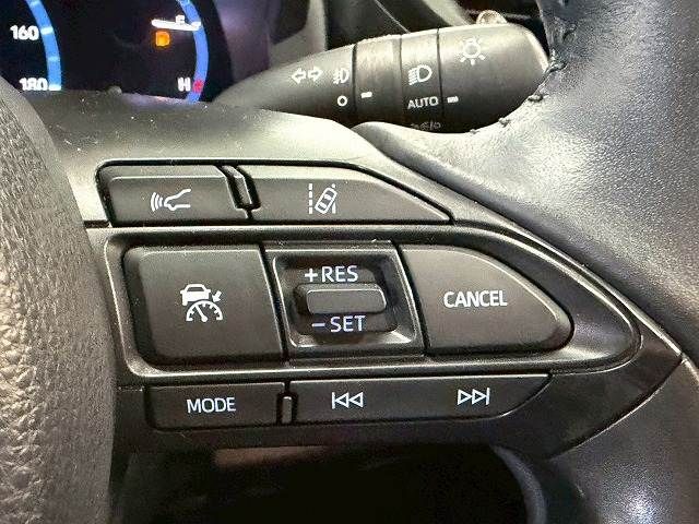 TOYOTA YARIS CROSS HYBRID 2020 Image 31