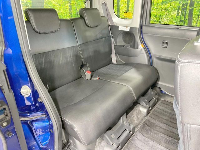 DAIHATSU TANTO CUSTOM 4WD 2017 Image 31