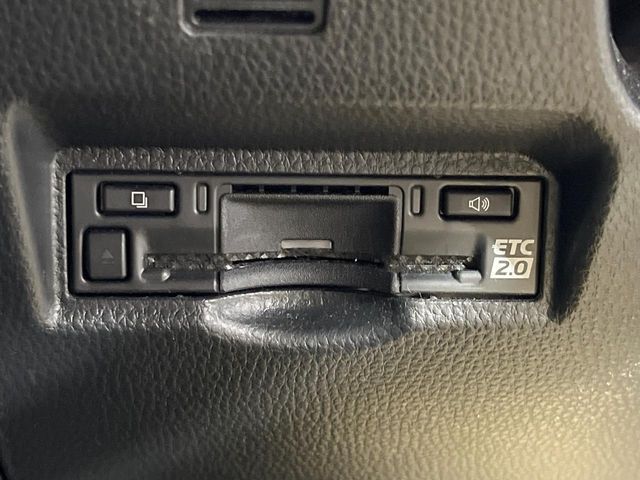 TOYOTA VOXY HYBRID 2024 Image 31