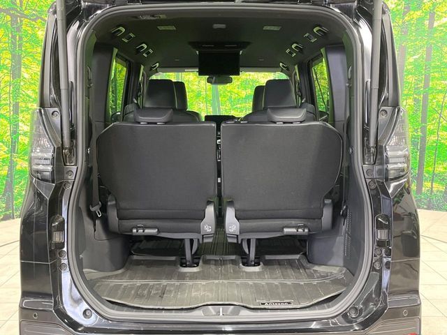 TOYOTA VOXY HYBRID 2024 Image 31