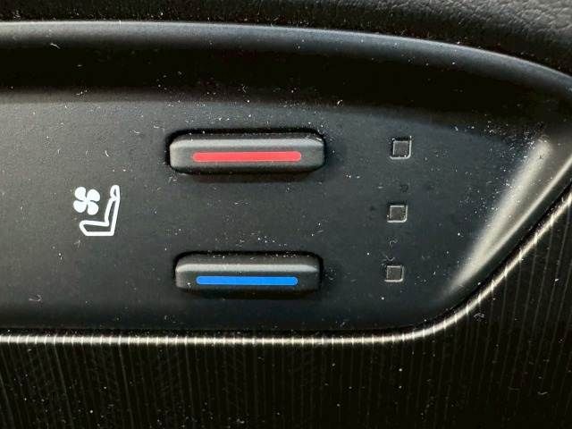 TOYOTA HARRIER 2WD 2022 Image 31