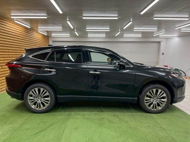 TOYOTA HARRIER 2WD 2022 Image 31