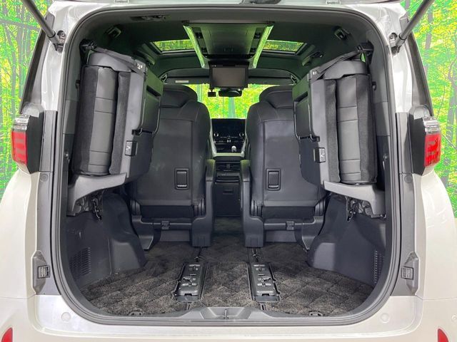 TOYOTA ALPHARD HYBRID 2024 Image 31