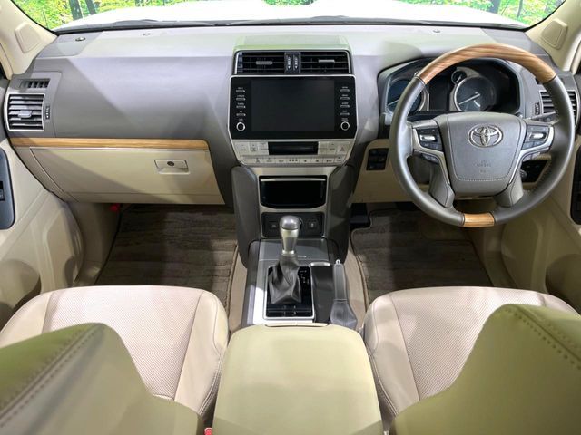 TOYOTA LANDCRUISER PRADO 2023 Image 31