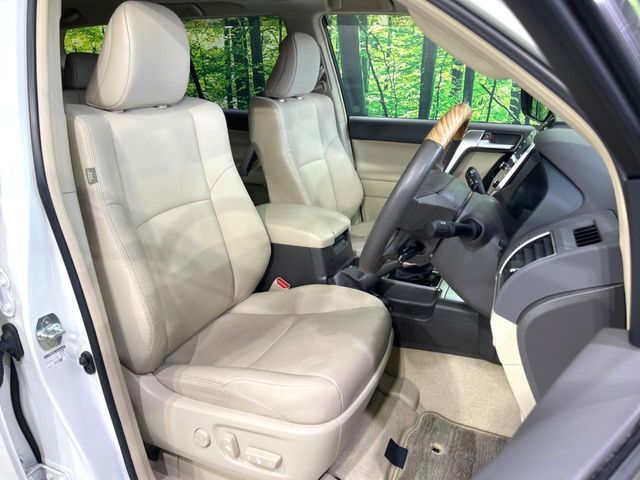 TOYOTA LANDCRUISER PRADO 2023 Image 31