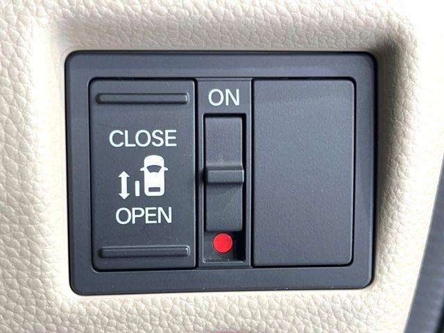 HONDA N BOX 2020 Image 31