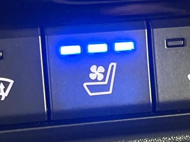 MAZDA CX-60 2023 Image 31