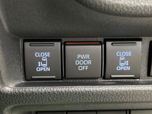 TOYOTA SIENTA HYBRID 2024 Image 31