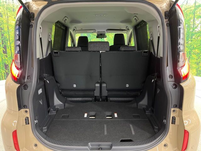 TOYOTA SIENTA HYBRID 2024 Image 31