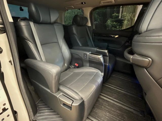 TOYOTA ALPHARD 4WD 2018 Image 31