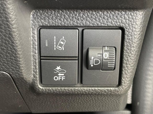 HONDA N BOX CUSTOM 2021 Image 31