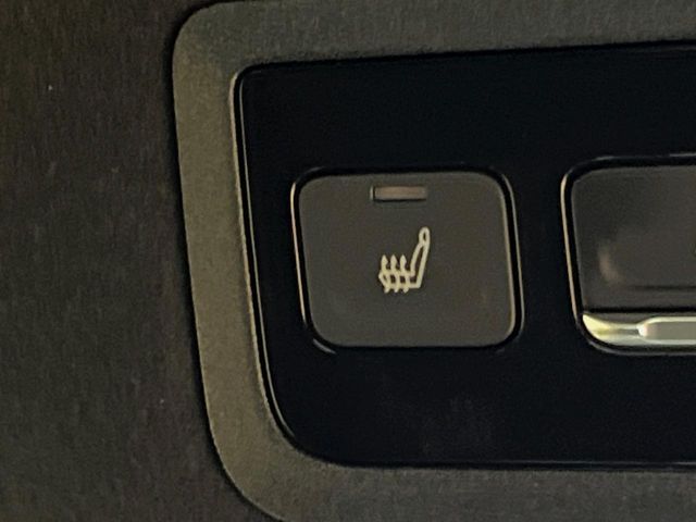 TOYOTA VOXY HYBRID 4WD 2022 Image 31