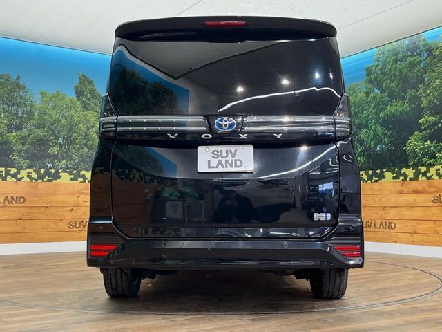 TOYOTA VOXY HYBRID 4WD 2022 Image 31
