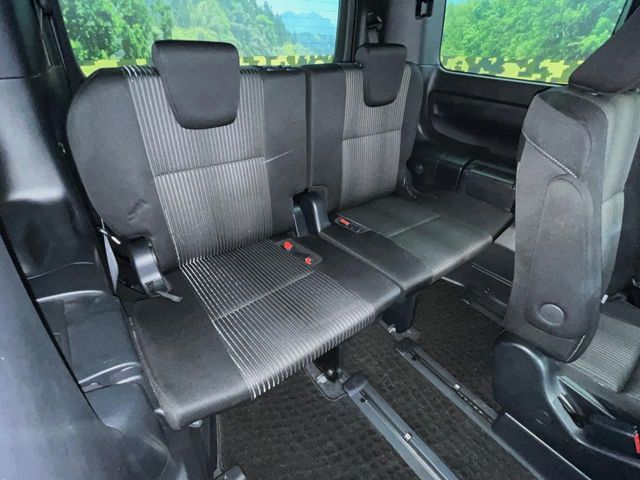 TOYOTA VOXY 4WD 2021 Image 31