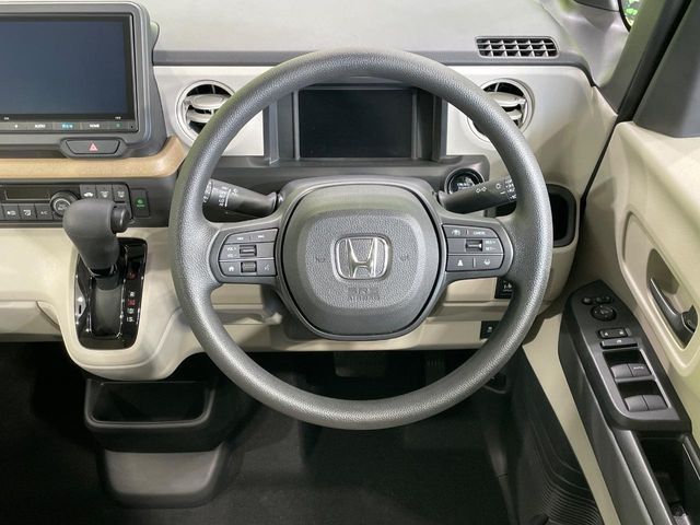 HONDA N BOX 2025 Image 31