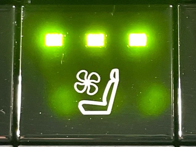 TOYOTA PRIUS 2023 Image 31