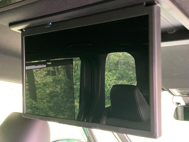 TOYOTA VOXY HYBRID 2022 Image 31