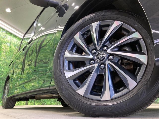 TOYOTA VOXY HYBRID 2022 Image 31