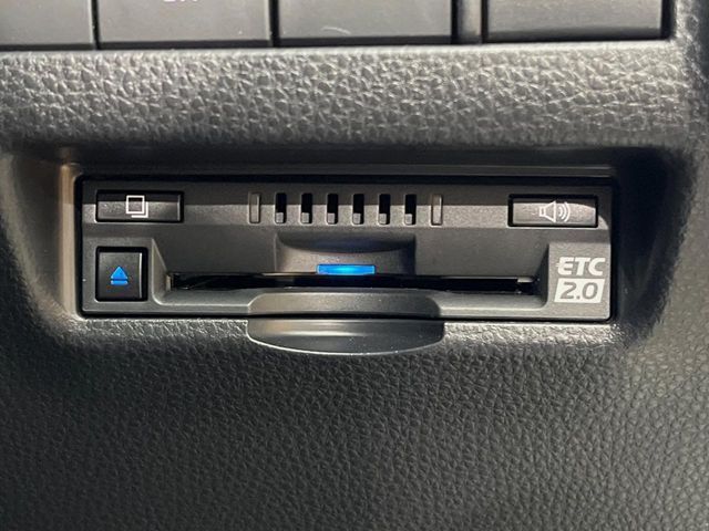 TOYOTA HARRIER HYBRID 2020 Image 31