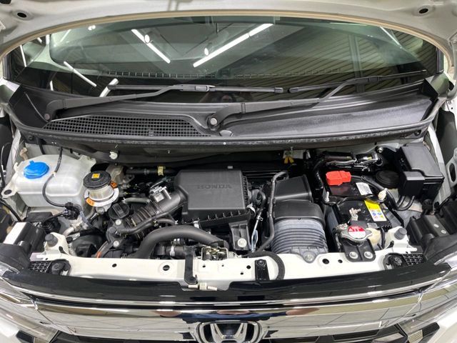 HONDA N BOX CUSTOM 2021 Image 31