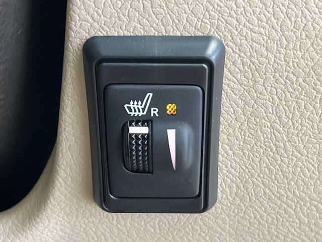 TOYOTA CROWN SEDAN 2010 Image 31