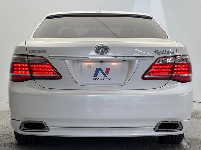 TOYOTA CROWN SEDAN 2010 Image 31