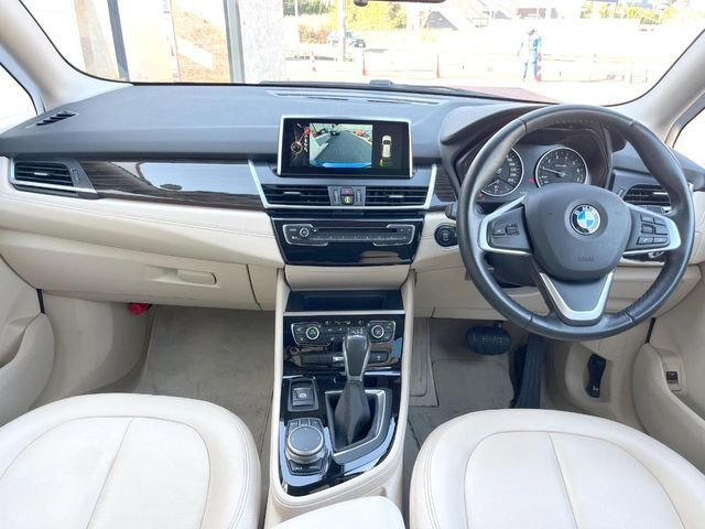 BMW 2SERIES ACTIVE T 2017 Image 31