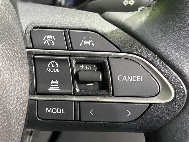 TOYOTA VOXY HYBRID 2023 Image 31