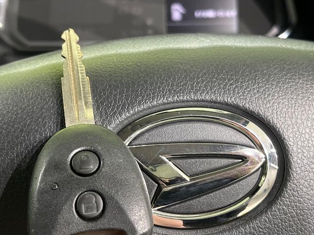 DAIHATSU MIRA E:S 2018 Image 31