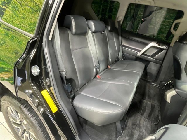 TOYOTA LANDCRUISER PRADO 2022 Image 31