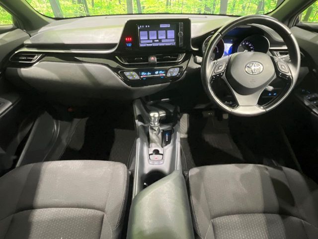 TOYOTA C-HR 2017 Image 31