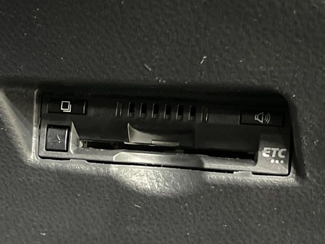 TOYOTA C-HR 2017 Image 31