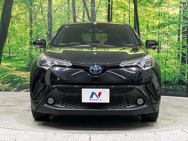 TOYOTA C-HR 2017 Image 31