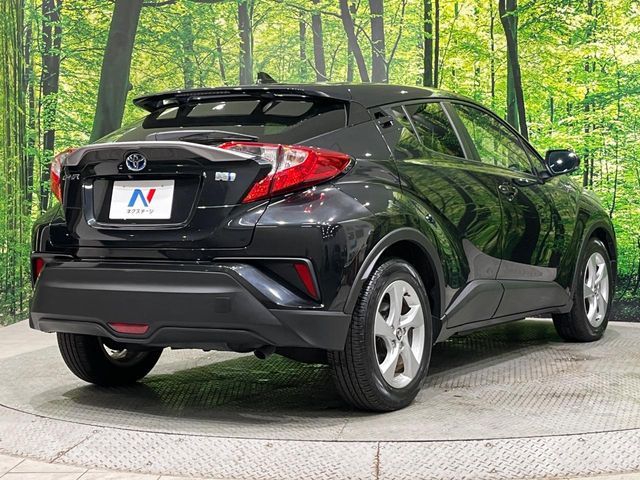 TOYOTA C-HR 2017 Image 31