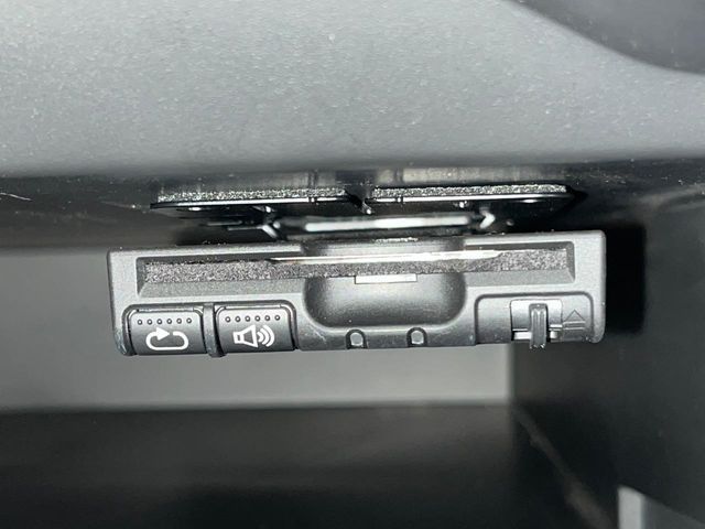 NISSAN NOTE 2017 Image 31