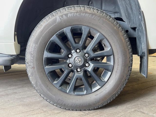 TOYOTA LANDCRUISER PRADO 2023 Image 31