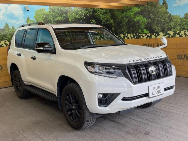 TOYOTA LANDCRUISER PRADO 2023 Image 31