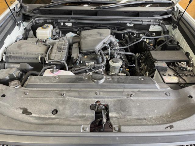 TOYOTA LANDCRUISER PRADO 2023 Image 31