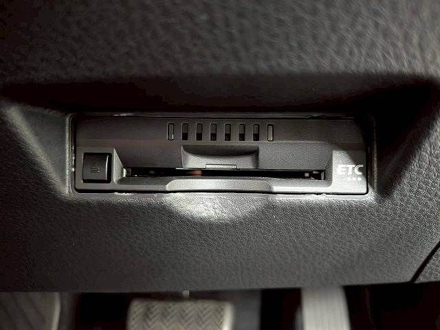 TOYOTA C-HR 2019 Image 31