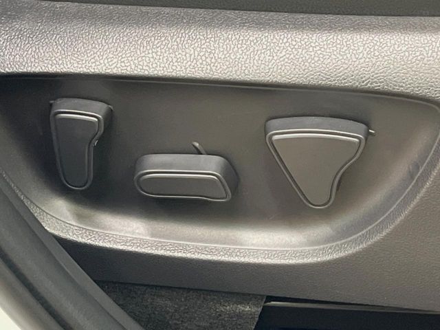 TOYOTA YARIS CROSS HYBRID 2024 Image 31