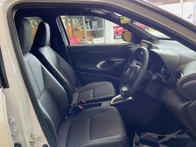 TOYOTA YARIS CROSS HYBRID 2024 Image 31